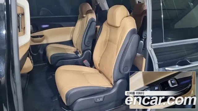 Kia Carnival Generation 4 — Фото автомобиля 11