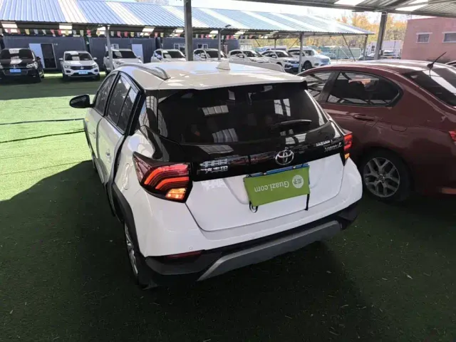 Toyota YARiS L Zhi Xuan — Фото автомобиля 4