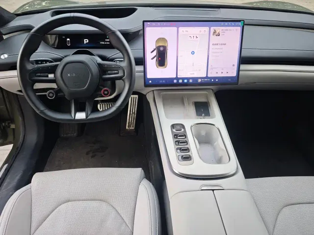 Xiaomi SU7 — Фото автомобиля 7