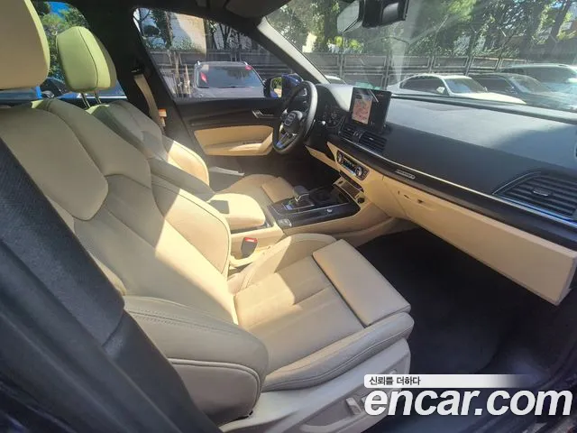Audi Q5 FY — Фото автомобиля 13