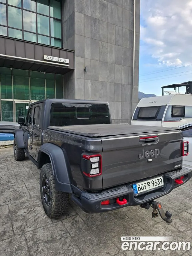 Jeep Gladiator JT — Фото автомобиля 2