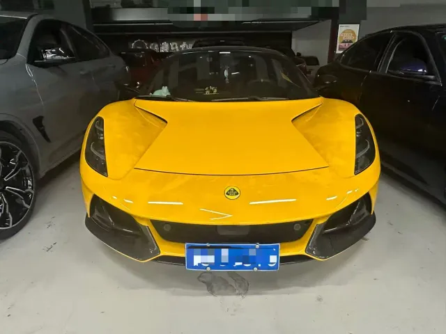 Lotus Cars EMIRA 2021 2.0T DCT First Edition — Фото автомобиля 2