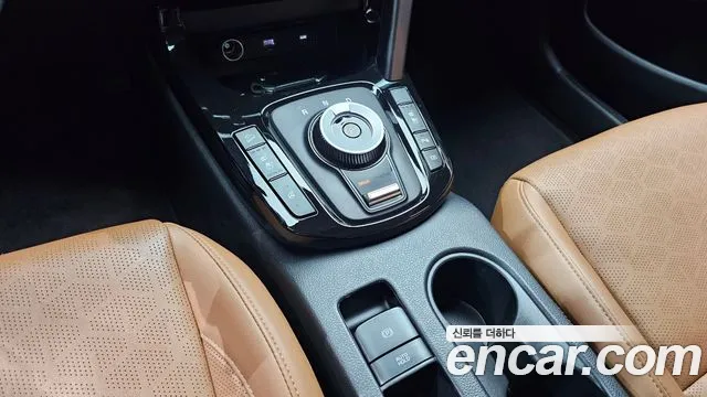 Kia Seltos — Фото автомобиля 12