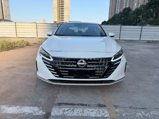 Nissan Teana — Фото автомобиля 2