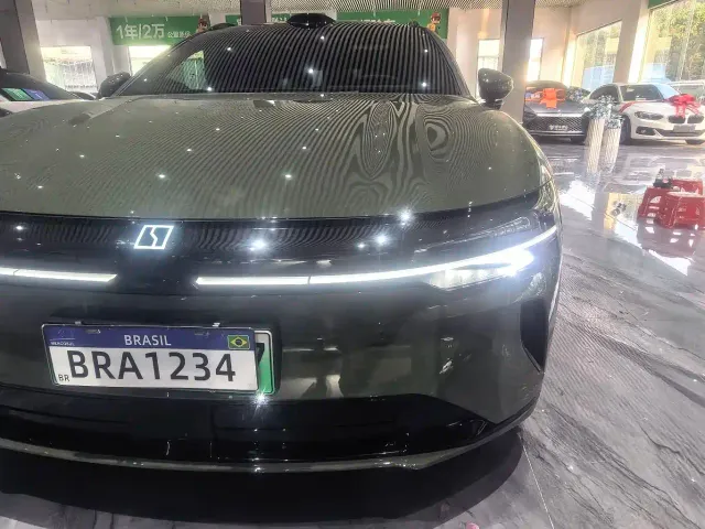 Zeekr 007 GT — Фото автомобиля 28