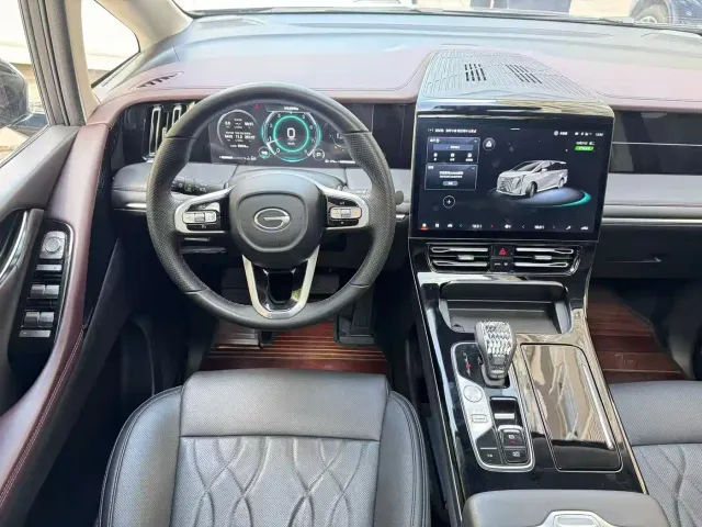 GAC Trumpchi M8 — Фото автомобиля 7