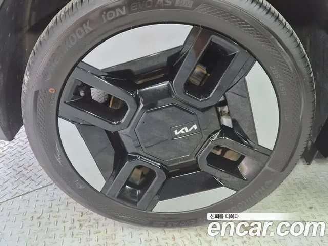 Kia EV9 — Фото автомобиля 14