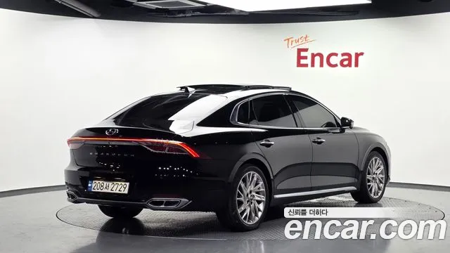 Hyundai Grandeur — Фото автомобиля 2