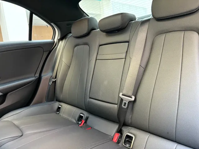 Mercedes-Benz A-Class — Фото автомобиля 12