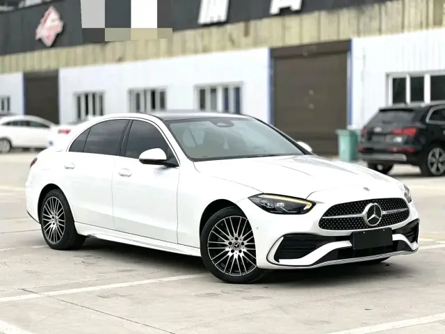 Mercedes-Benz C-Class — Фото автомобиля 3