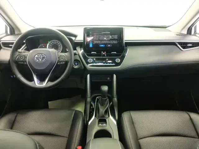 Toyota Corolla Cross — Фото автомобиля 12
