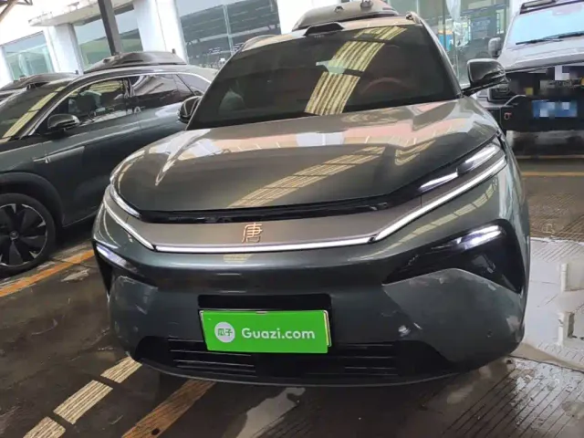 BYD Tang L — Фото автомобиля 2
