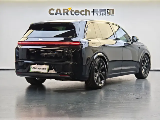 Li Auto L7 — Фото автомобиля 6
