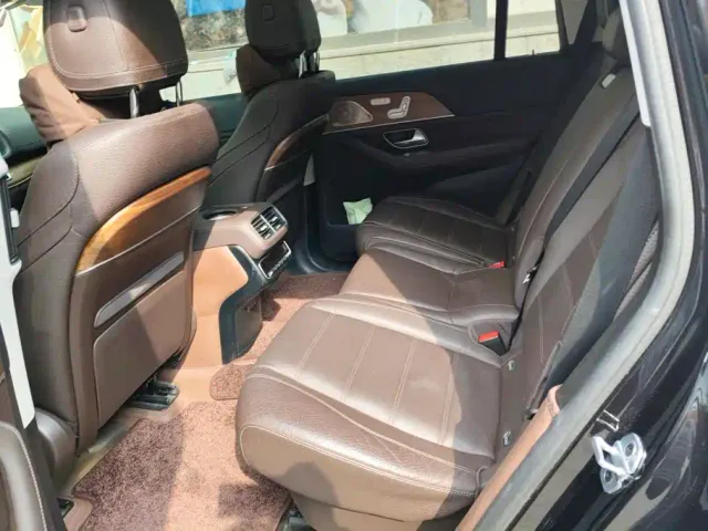 Mercedes-Benz GLS-Class — Фото автомобиля 11