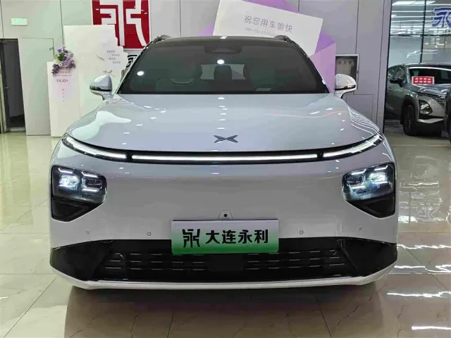 Xpeng G9 — Фото автомобиля 2