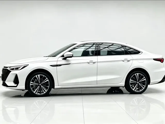Chery Arrizo 8 — Фото автомобиля 3