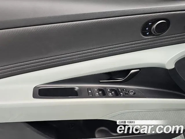 Hyundai Avante CN7 — Фото автомобиля 12