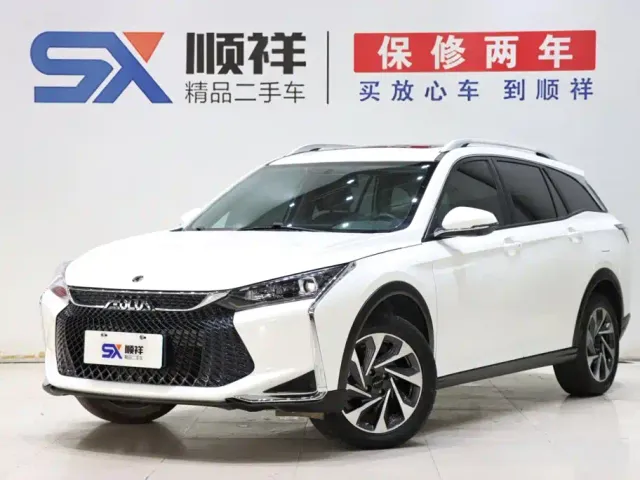 Фотография автомобиля — Dongfeng Yixuan GS
