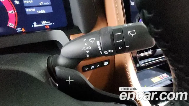 Toyota Alphard — Фото автомобиля 22