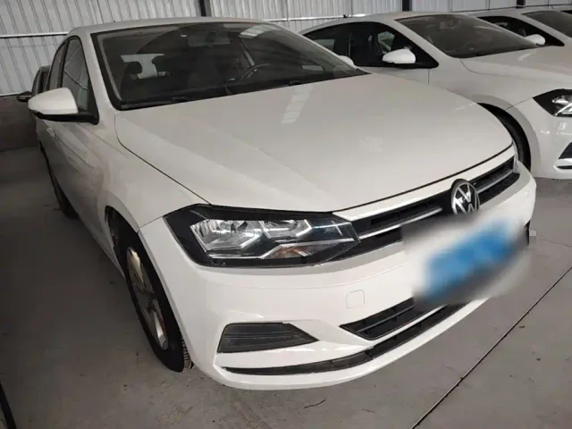 Volkswagen Polo — Фото автомобиля 3