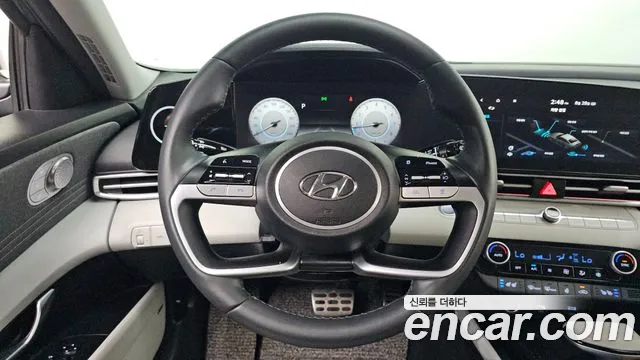 Hyundai AVANTE Avante (CN7) — Фото автомобиля 18
