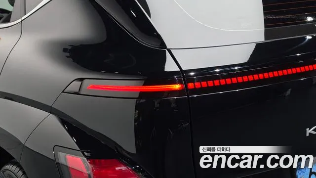 Hyundai Kona SX2 — Фото автомобиля 8