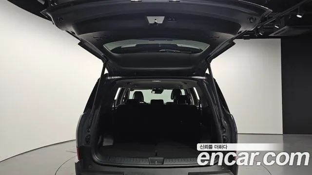 Hyundai Santa Fe MX5 — Фото автомобиля 20