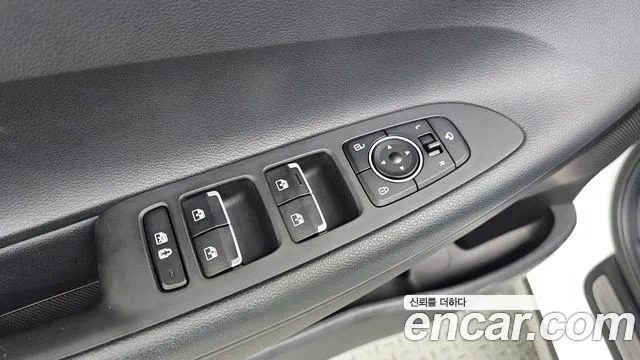 Hyundai Grandeur New — Фото автомобиля 20