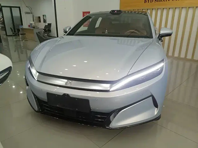 BYD Han L — Фото автомобиля 2