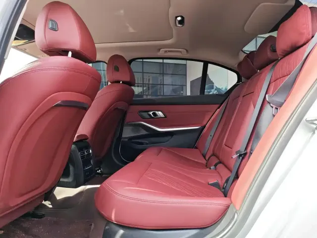 BMW i3 — Фото автомобиля 11