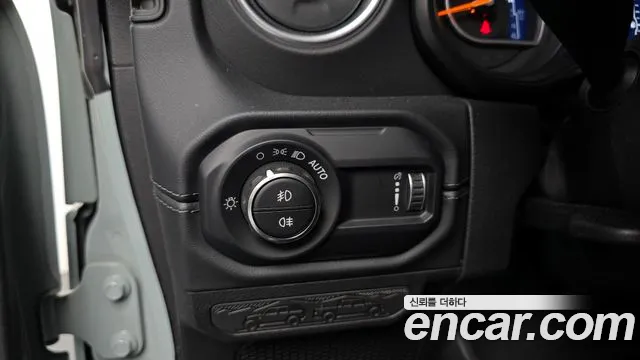 Jeep Wrangler Wrangler (JL) 2.0 Sahara Power Top 4 двери — Фото автомобиля 21