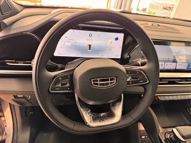 Geely Xingyue L — Фото автомобиля 11