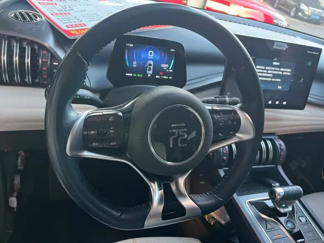 BYD Yuan PLUS — Фото автомобиля 9