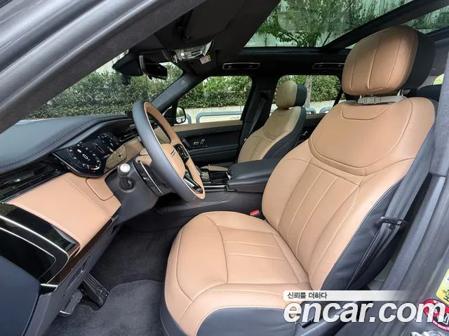 Land Rover Range Rover Sport — Фото автомобиля 11