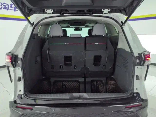 Toyota Granvia — Фото автомобиля 4