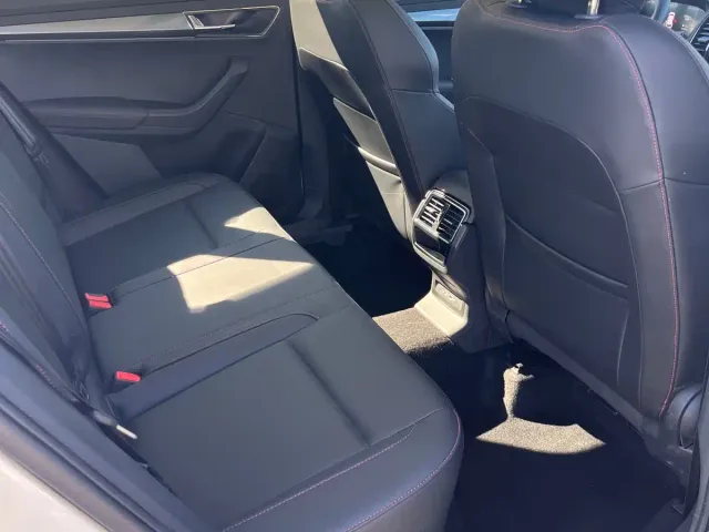 Skoda Karoq — Фото автомобиля 15