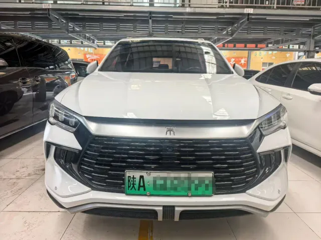 BYD Song Pro — Фото автомобиля 2