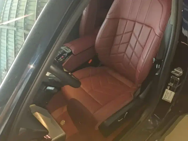 BMW 5 Series — Фото автомобиля 14