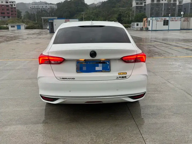Buick Verano — Фото автомобиля 8
