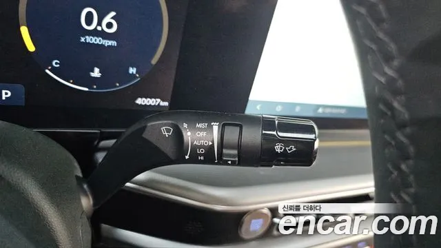 Hyundai Grandeur Grandeur (GN7) 2.5 Бензин 2WD — Фото автомобиля 20