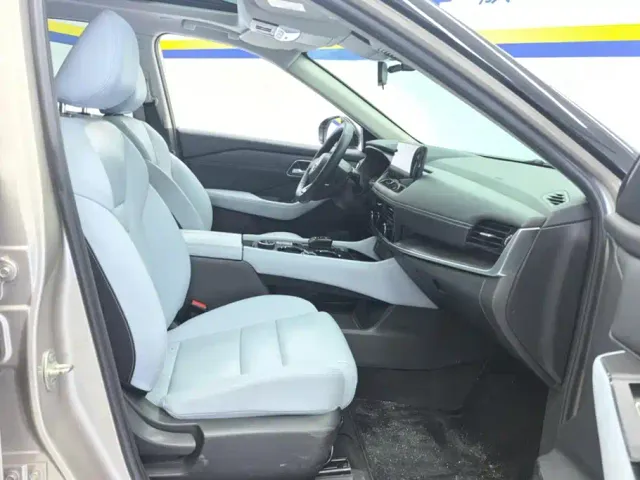 Nissan X-Trail — Фото автомобиля 8