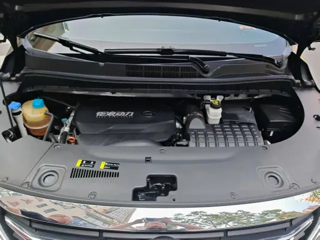 GAC Trumpchi M8 — Фото автомобиля 3