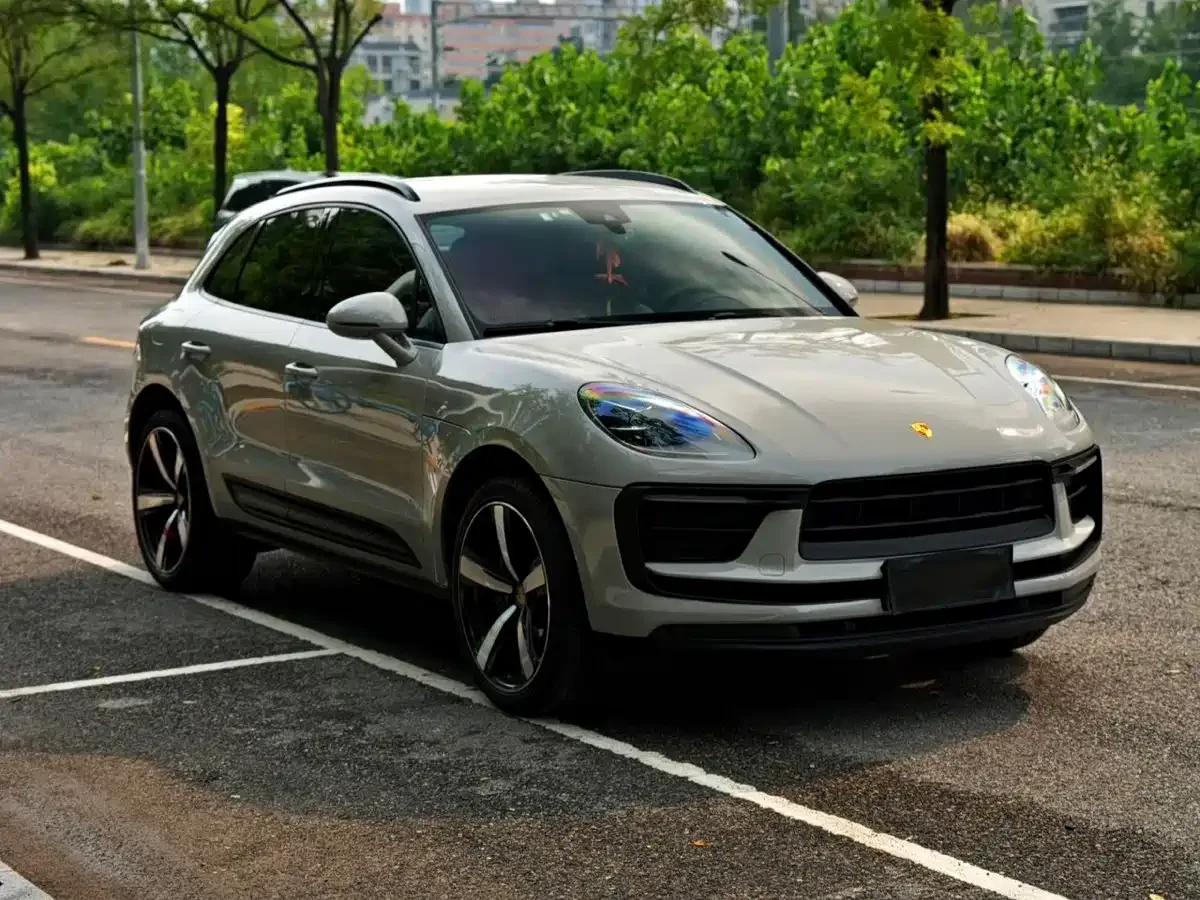 Porsche Macan 2023 Macan 2.0T — Фото автомобиля 3