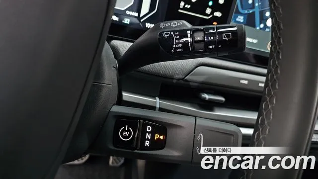 Kia EV3 — Фото автомобиля 12