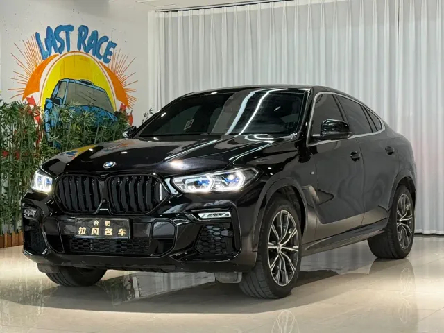 Фотография автомобиля — BMW X6