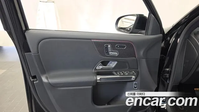 Mercedes-Benz EQB X243 — Фото автомобиля 23