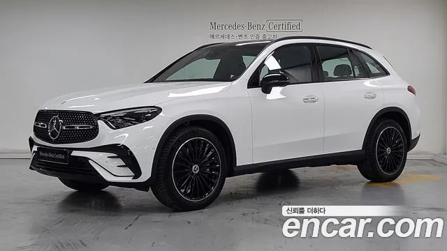 Фотография автомобиля — Mercedes-Benz GLC-Class