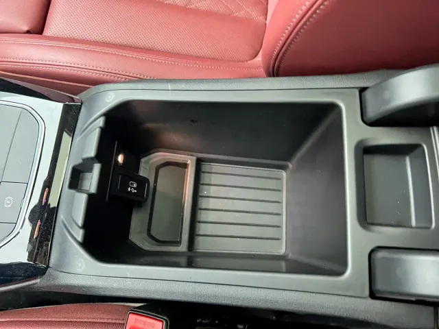 BMW iX3 — Фото автомобиля 21