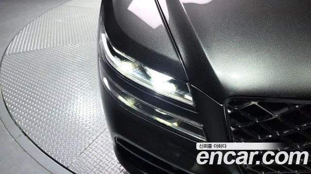 Genesis G80 Бензин 2.5 турбо AWD — Фото автомобиля 16