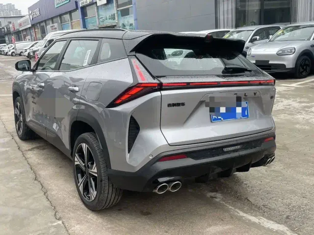 Geely Boyue — Фото автомобиля 5